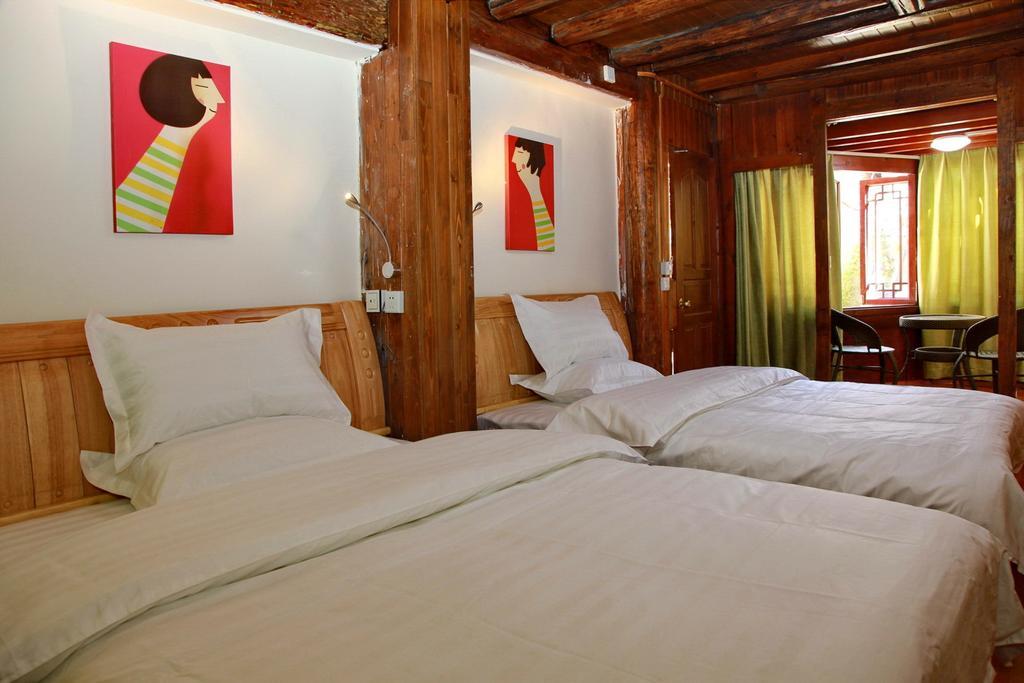 Runtong International Youth Hostel Lijiang  Rum bild
