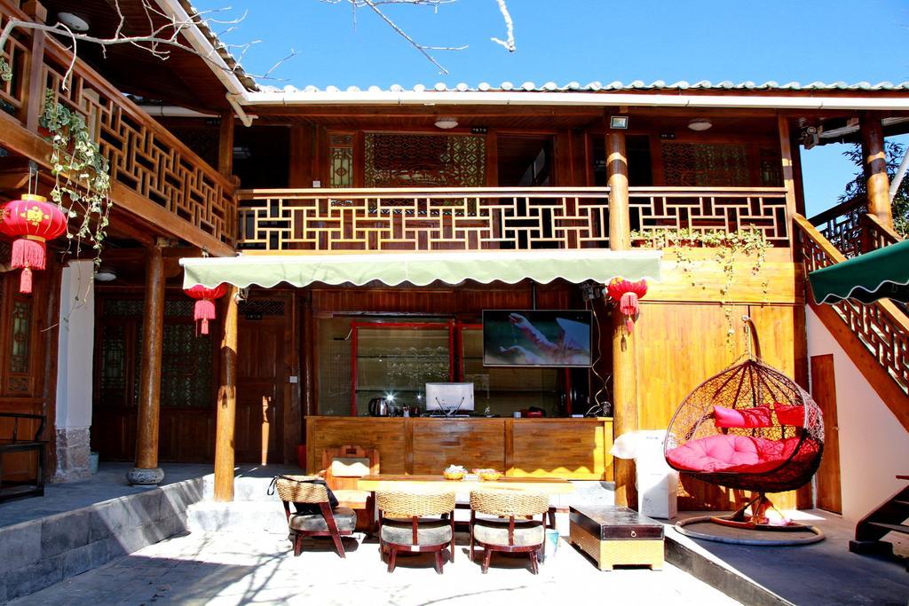 Runtong International Youth Hostel Lijiang  Exteriör bild
