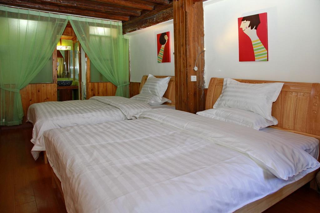 Runtong International Youth Hostel Lijiang  Rum bild